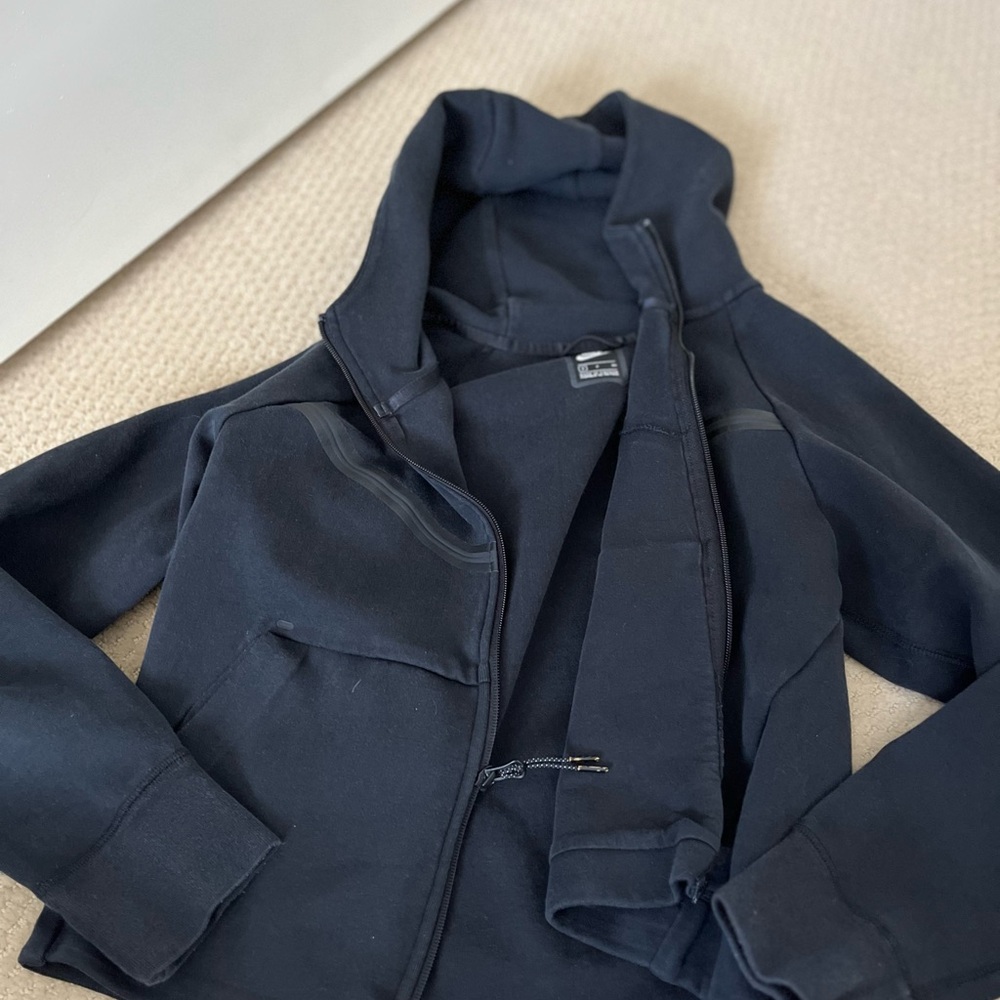 Nike sweater